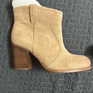 Women's Tan Suede Ankle Boots